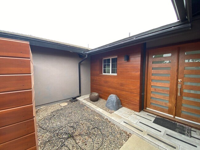 Foto del edificio - Weston Circle - Main