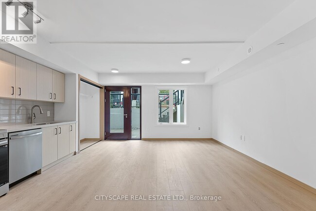 Building Photo - 3427 Sheppard Ave E