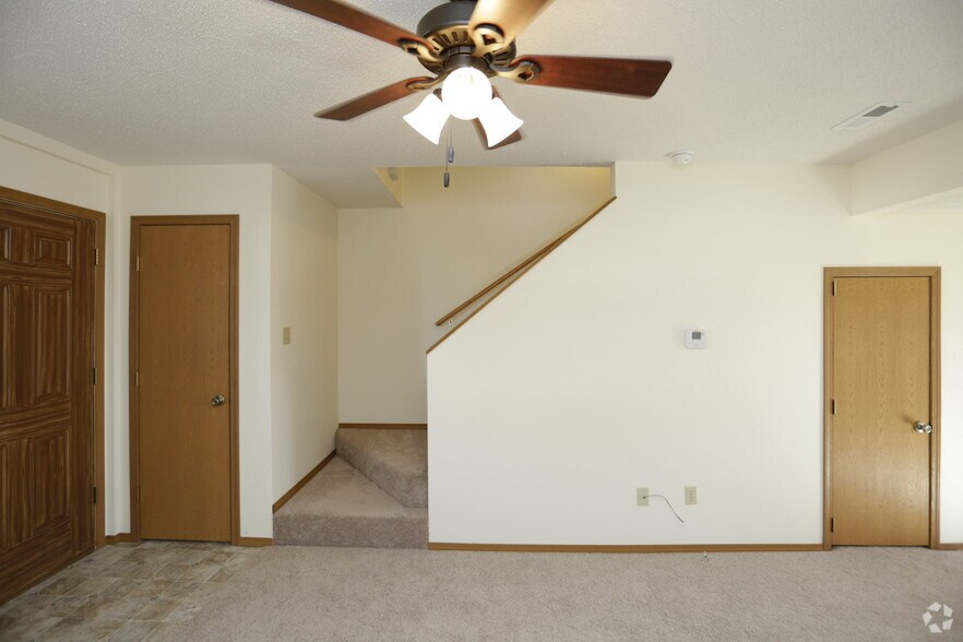 Fairfield Village Als Springfield Mo Apartments Com