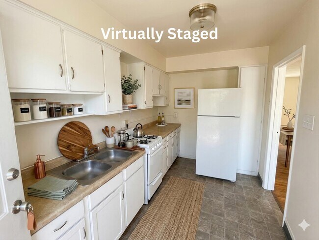 Foto del edificio - 73 N Hampton Rd