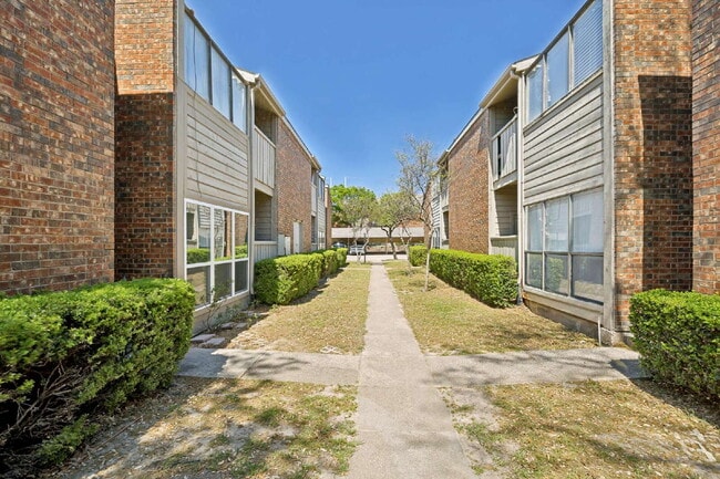 Photo - Spacious Dallas Condo with Unbeatable Storage, Private Patio & Carport