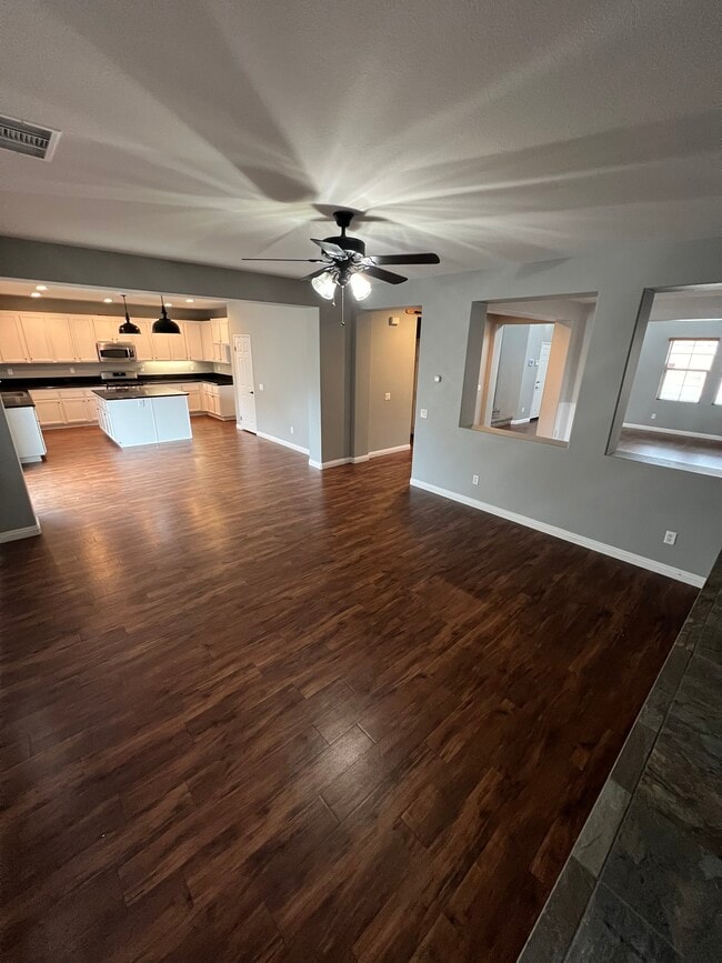 Building Photo - 12933 La Costa Ct