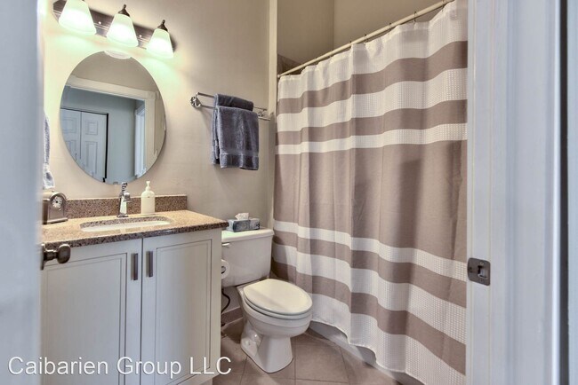 Building Photo - 2 br, 2 bath House - 5035 Cedar Springs Dr...