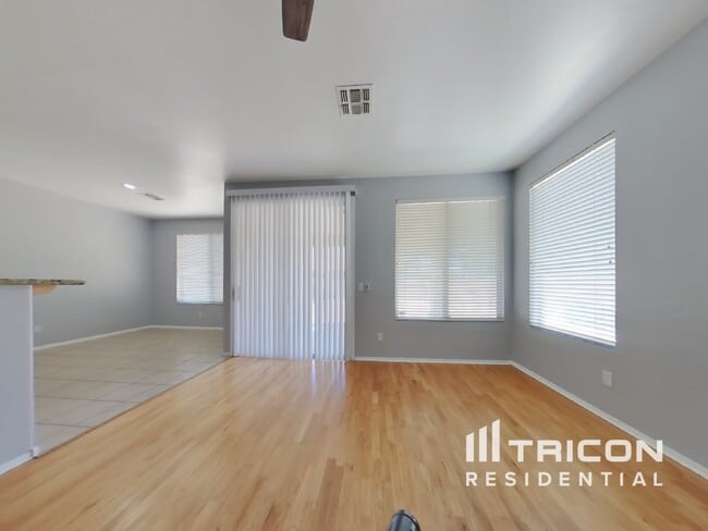 Building Photo - 6147 W Oraibi Dr