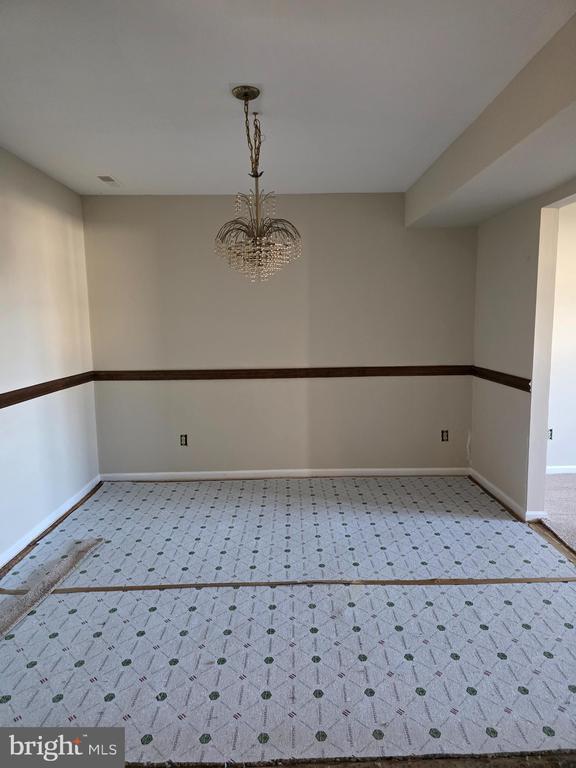 Building Photo - 11 Acapella Ct