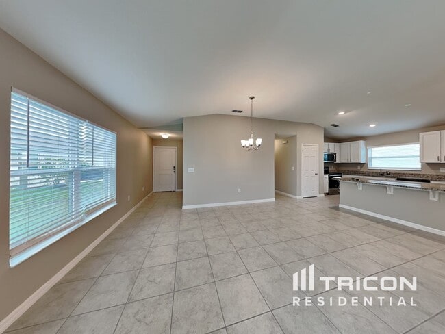 Building Photo - 624 Bullrush Ct