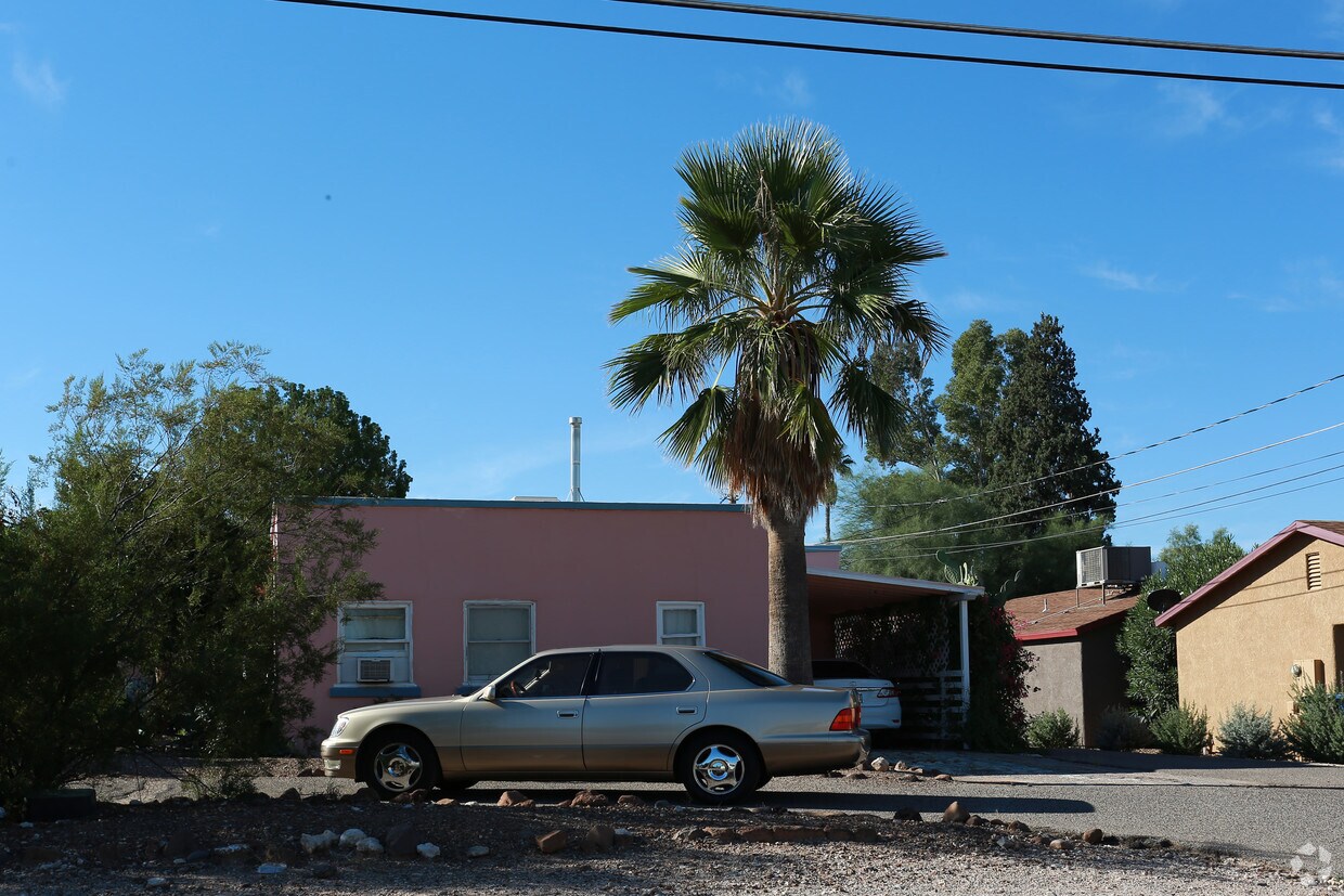 Foto del edificio - Cottage Court