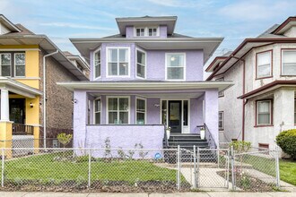 Building Photo - 434 N Pine Ave