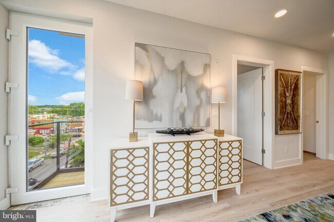 Foto del edificio - 5508 7th St NW