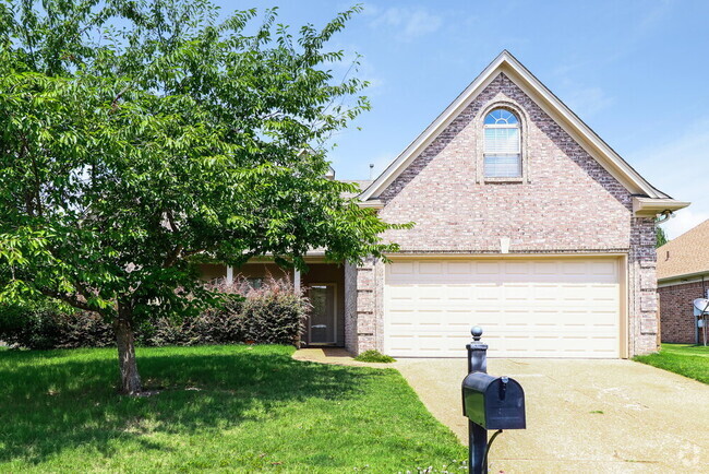 Building Photo - 180 Susanne Dr