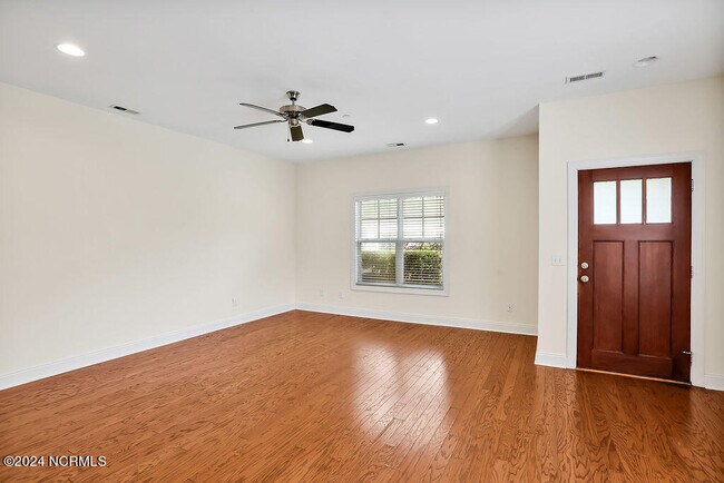 Foto del edificio - 1223 Inman Park Ln