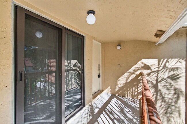 Foto del edificio - 3939 NE 5th Ave