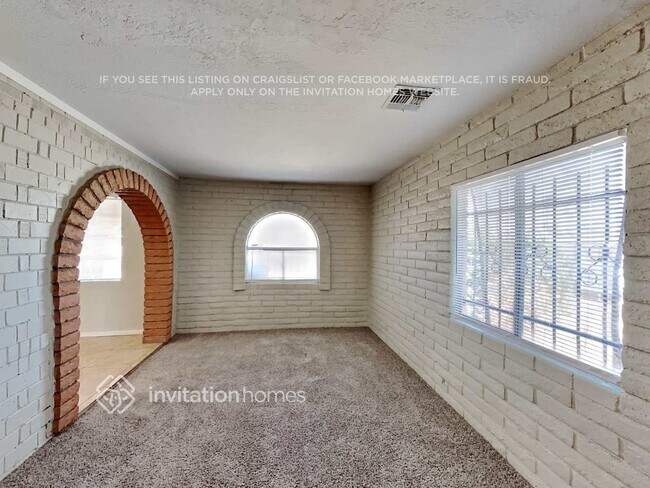 Foto del edificio - 402 N 47th Pl