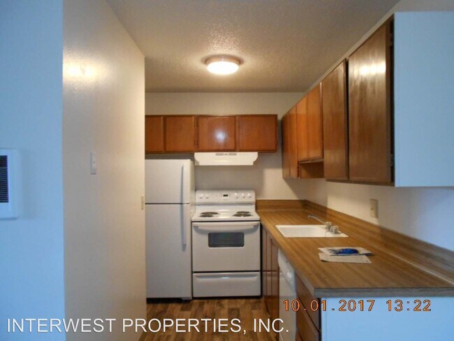 Building Photo - 18310 SW Shaw St