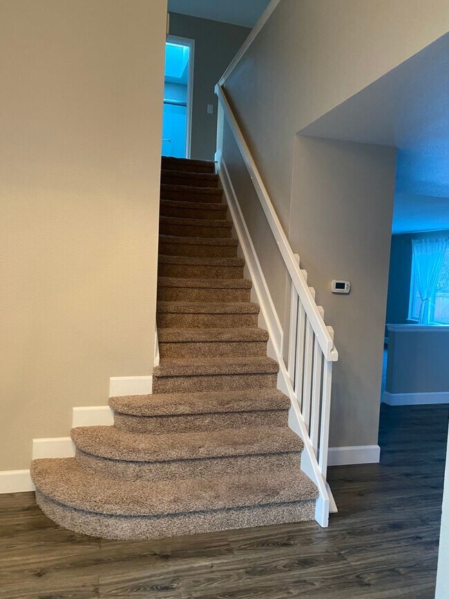 Foto del edificio - Exceptional 4-Bedroom Gem in Superior with...
