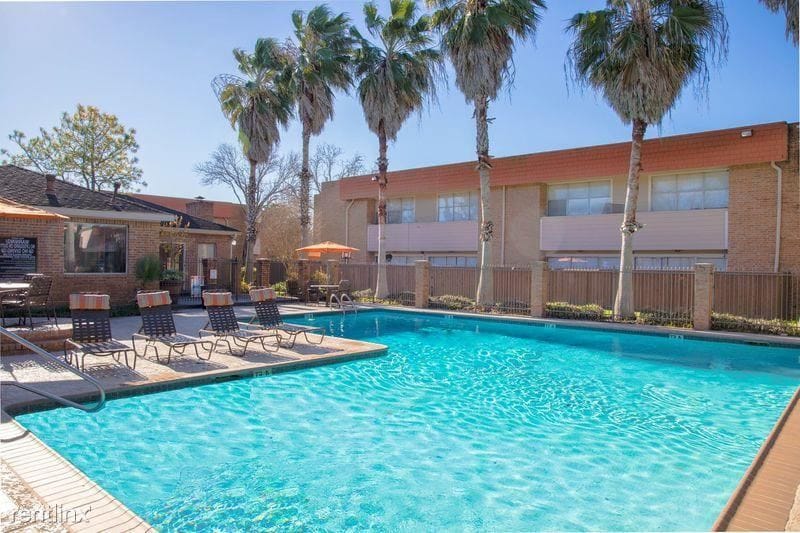 Primary Photo - 2 br, 1.5 bath Condo - 15240 Old Galveston...