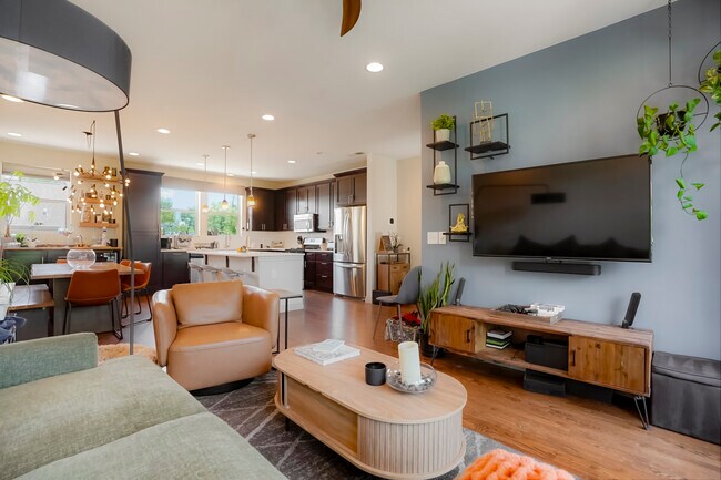 Foto del edificio - 715 E 22nd Ave