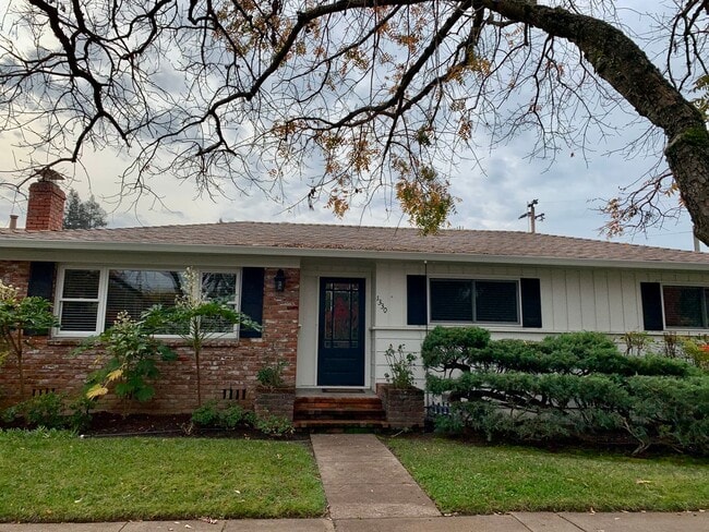 Building Photo - Located  in Historic McDonald neighborhood...