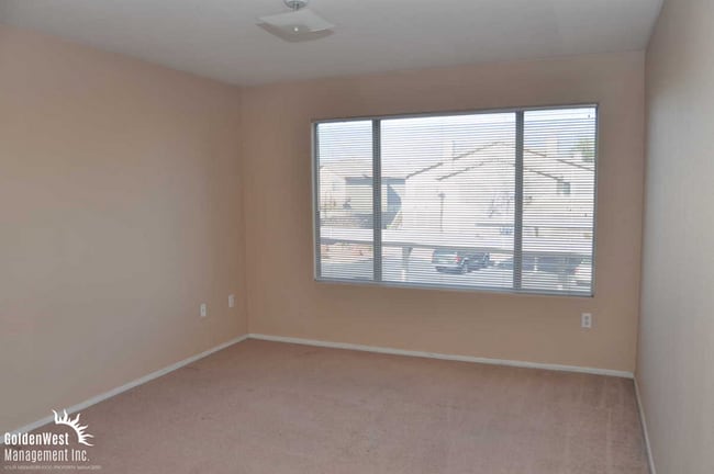 Building Photo - Discover this 2Bdm 2Ba Condo in a Serene G...