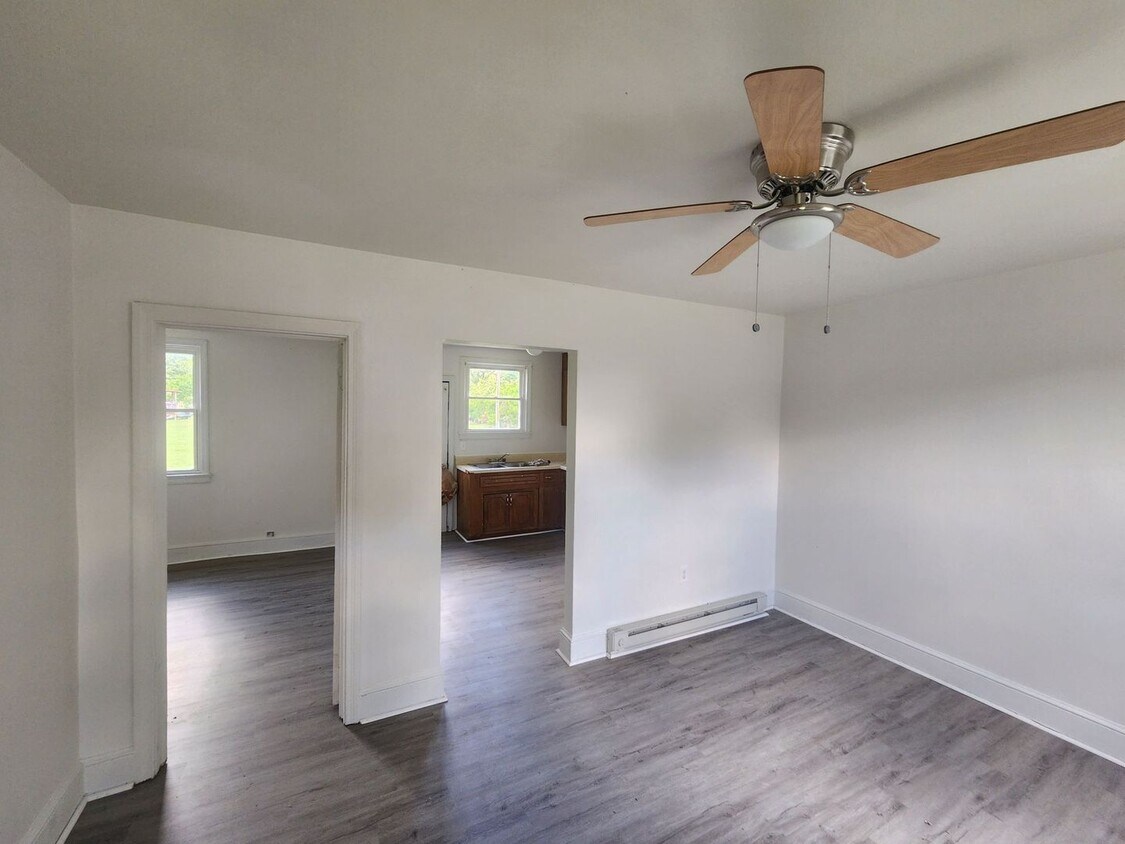 Foto del edificio - 2950 Travis Ln
