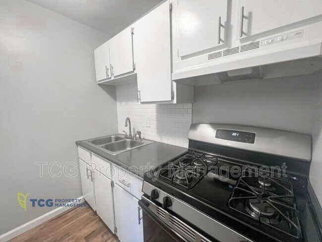 Foto del edificio - 606 E McKinley Rd