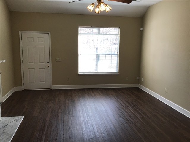 Building Photo - 1508 Cardinal Ln