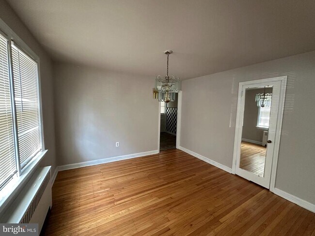Building Photo - 108 Worrell St