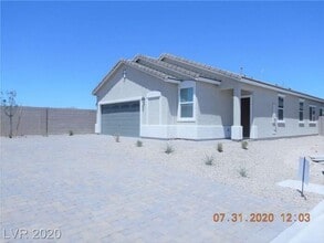 Building Photo - 8694 Fringed Tulip Ct
