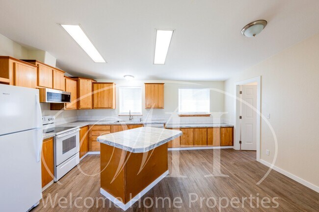 Foto del edificio - 2274 Last Chance Rd