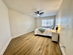 Building Photo - 638 Ribbon Grass Ave