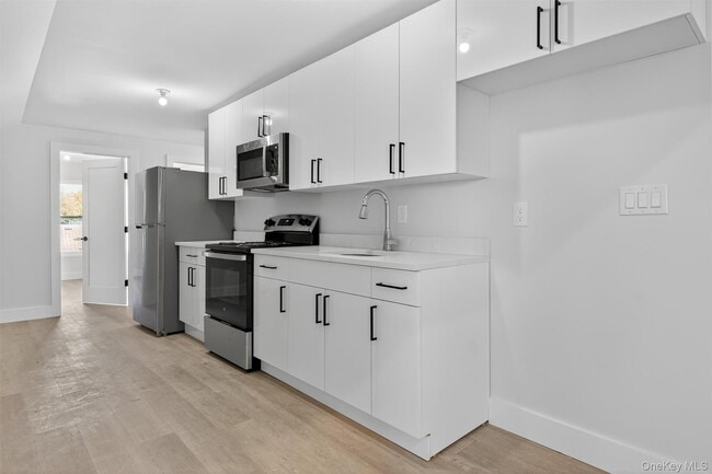 Foto del edificio - 12 N Church St