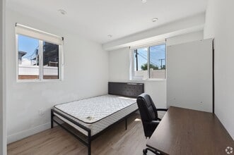 Building Photo - 2013 Raymond Ave