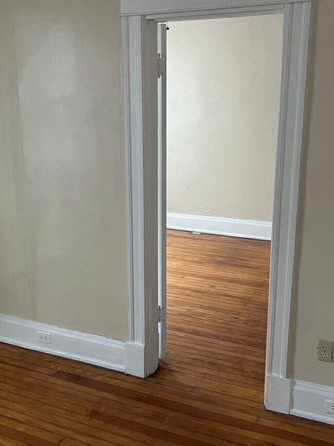 Foto del edificio - 3740 Edwards Rd