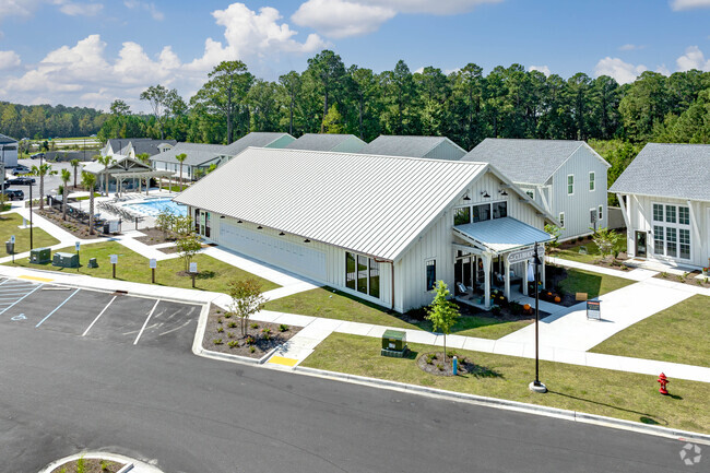 Amenities center. - The Cottages at Myrtle Beach (new)