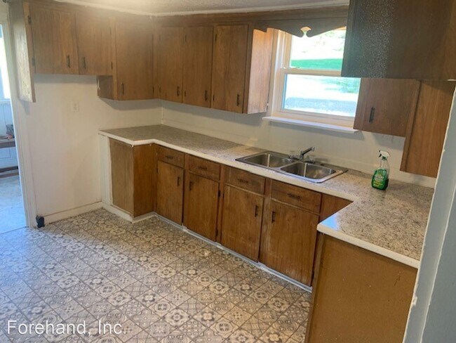 Building Photo - 2 br, 1 bath House - 425 PATRICK STREET
