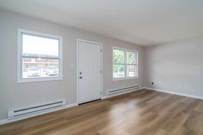 Building Photo - 1108 N 39th St