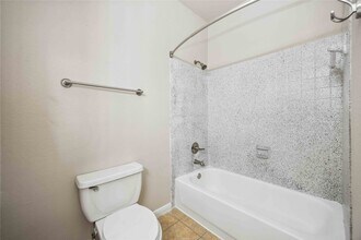 Building Photo - 2255 Braeswood Park Dr