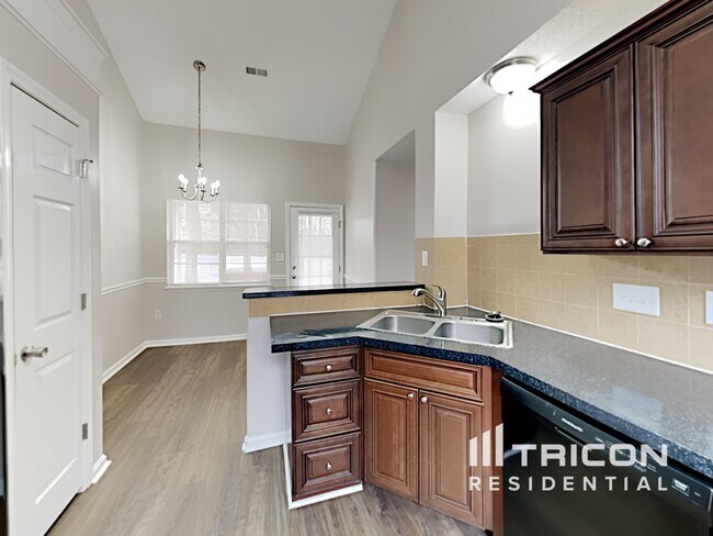 Building Photo - 5704 Ebley Ln
