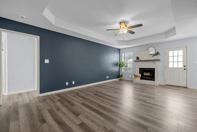 Building Photo - 2413 Egret Dr