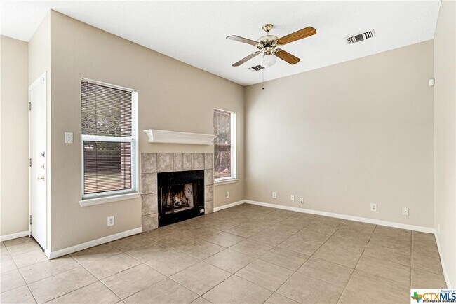 Building Photo - 106 Cibolo Basin Dr