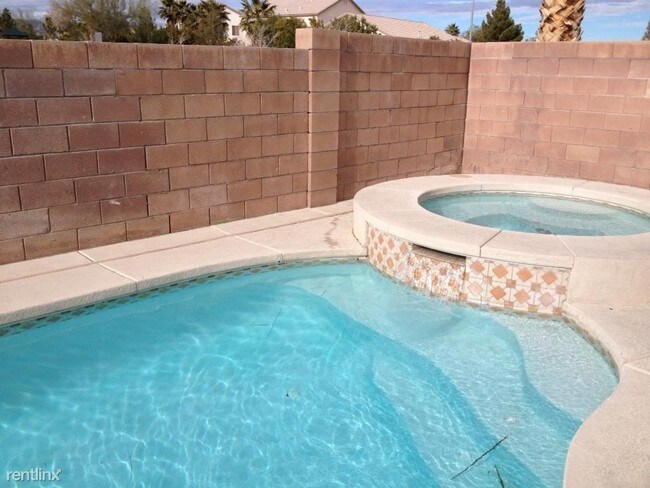 Building Photo - 5001 Sail Rock Pl