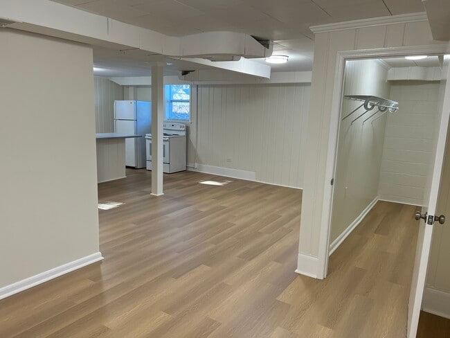 Foto del edificio - 513 Midvale St