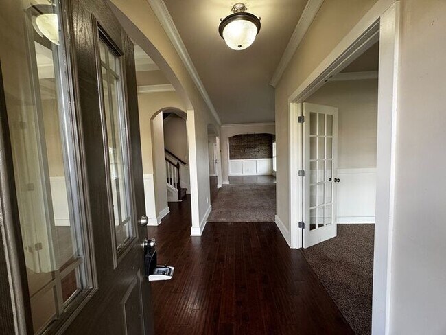 Foto del edificio - Home in Tech Corridor/Research Park with FENCED YARD and BONUS ROOMS