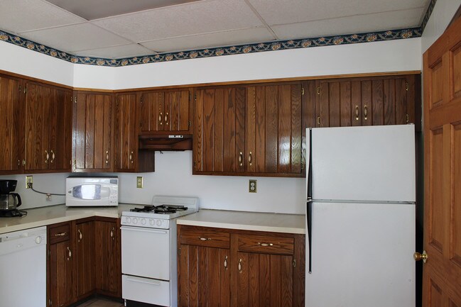 Building Photo - 35 Spruce St
