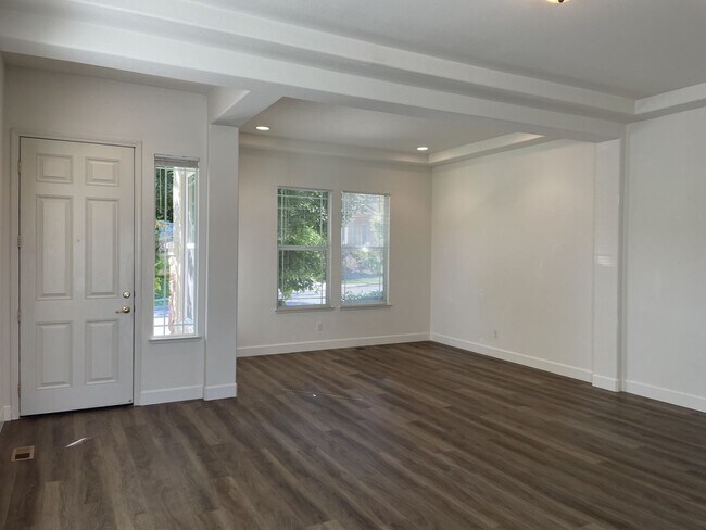 Building Photo - Wingfield Springs Home with 3 Bedrooms