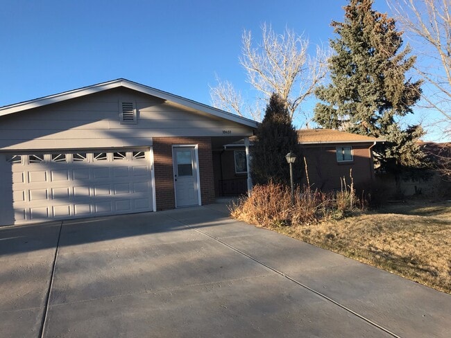 Building Photo - 10451 W Evans Ave