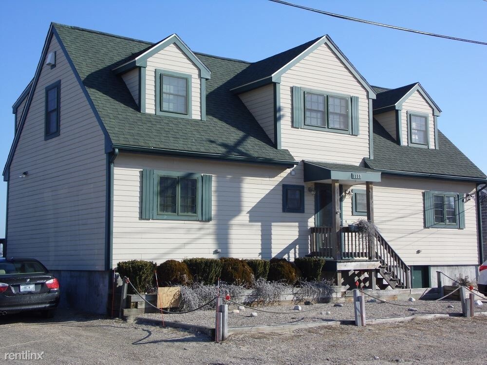 Primary Photo - 1159 Succotash Rd