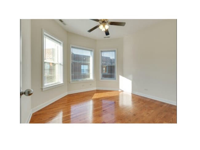 Building Photo - 839 W Cornelia Ave