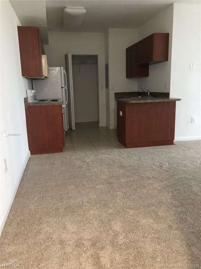 Building Photo - 2 br, 2 bath Condo - Stirling Village