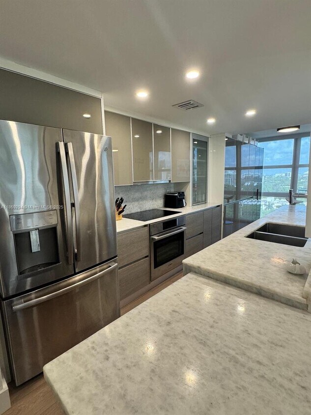 Foto principal - 1865 Brickell Ave